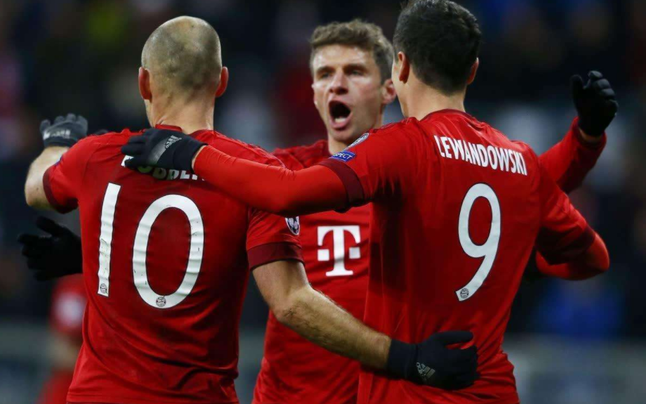 金年会登录入口-风云突变罗马今晚回应争议，欧冠版图或变，引发热议，团队化学反应显著